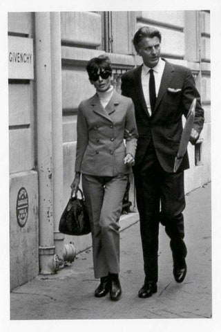 Одри Хепберн и Юбер де Живанши в Париже