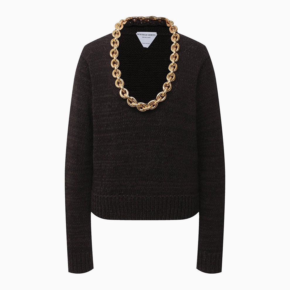 Bottega Veneta 126000 рублей tsum.ru
