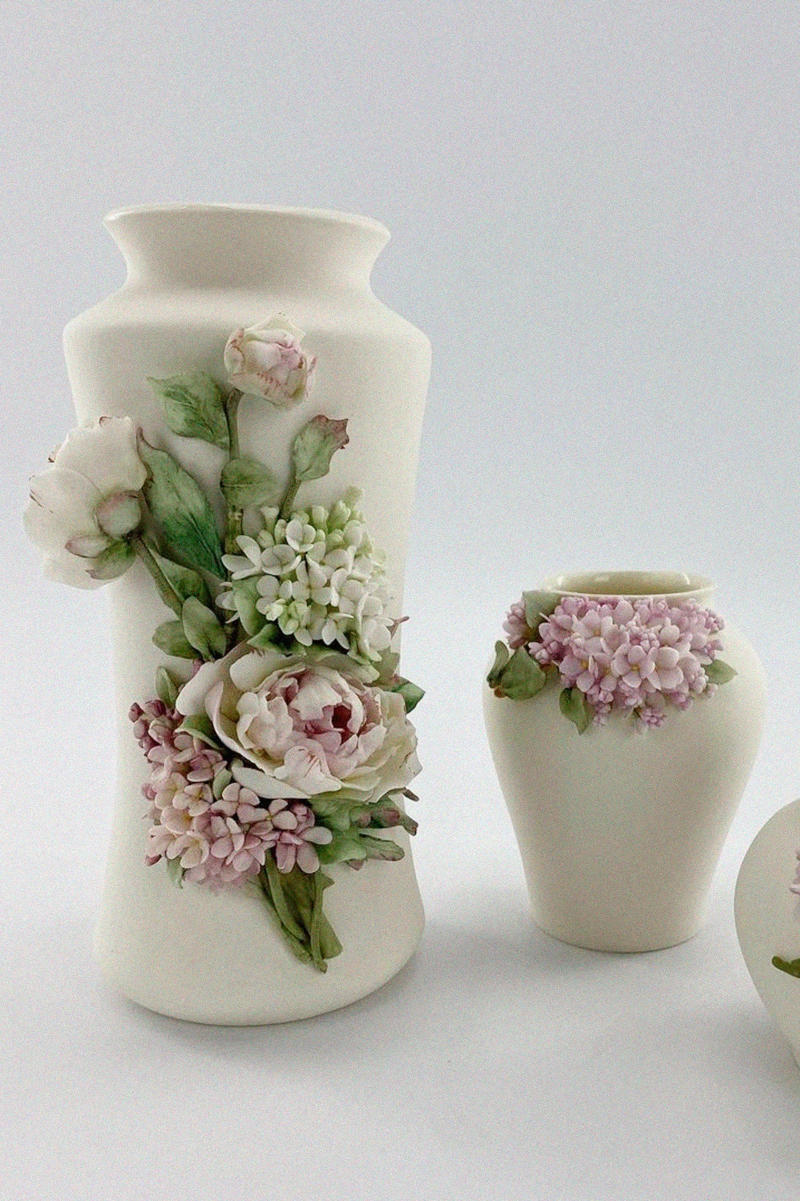 Фарфор который делают в России вазы с налепными цветами