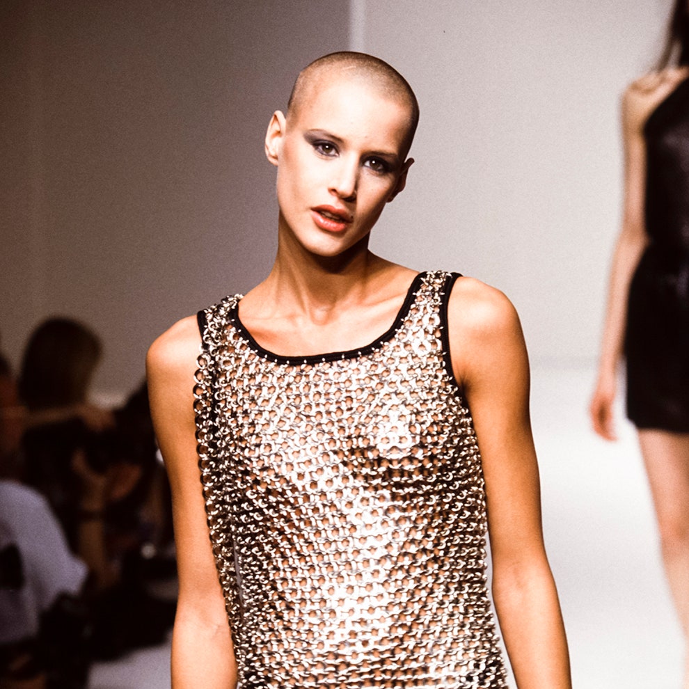 Культовые вещи Paco Rabanne, которые можно купить прямо сейчас