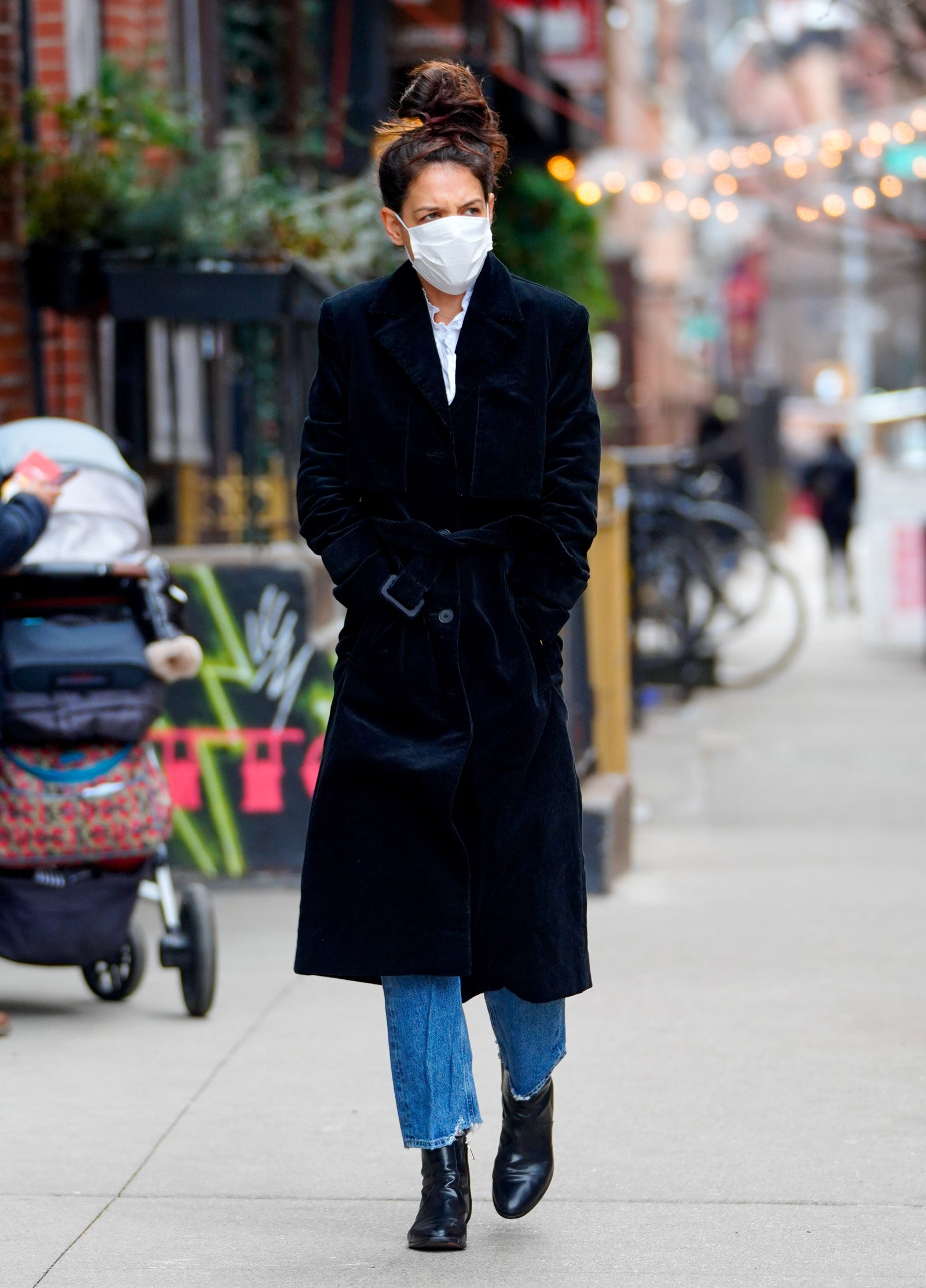 Кэти Холмс в ботинках AERA Charli в НьюЙорке январь 2021