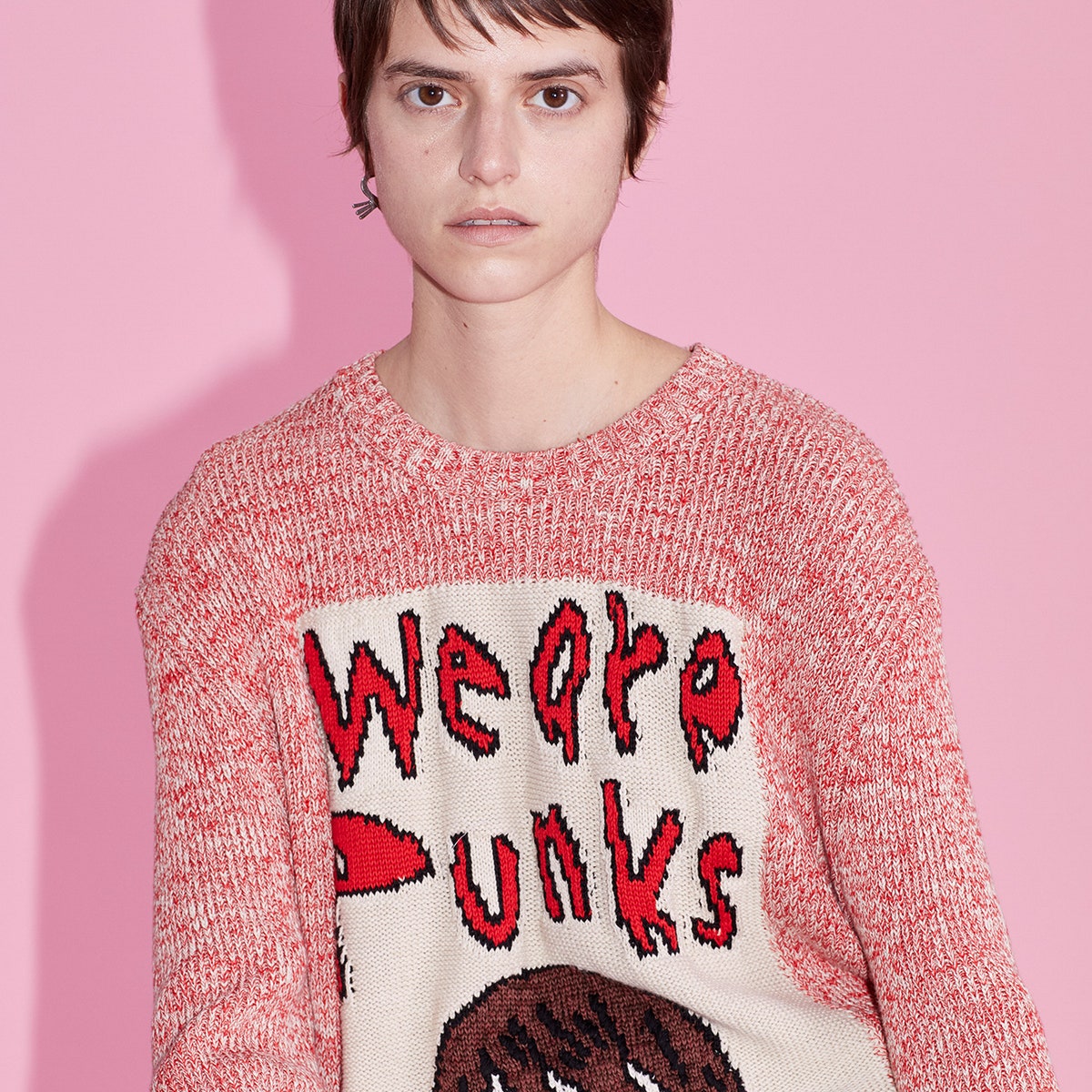 Вещь дня: свитер We are punks из коллаборации Stella McCartney с японским художником Ёситомо Нарой