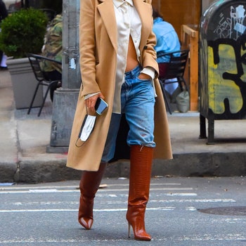 NEW YORK NY  OCTOBER 27  Emily Ratajkowski is seen on October 27 2020 in New York City.
