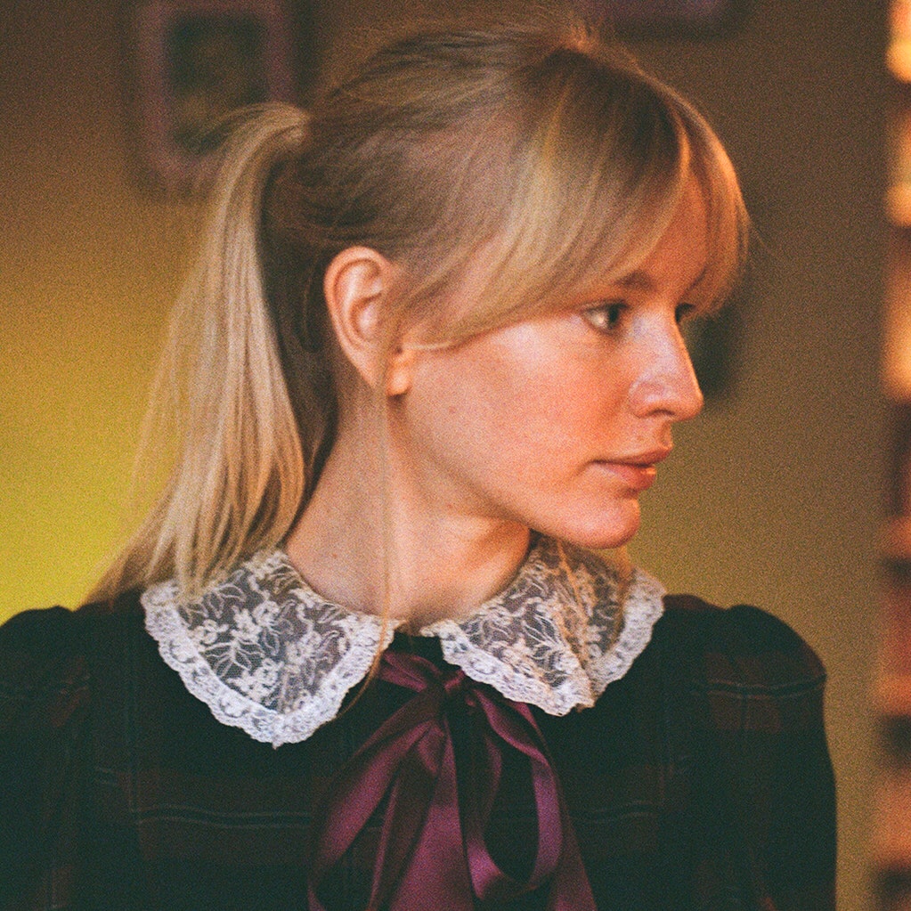Girl in Vogue: Лена Тронина