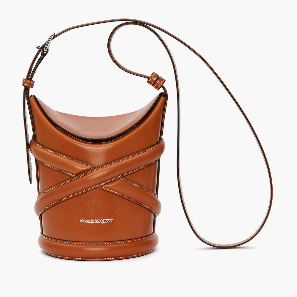 Вещь дня: новая сумка The Curve Alexander McQueen