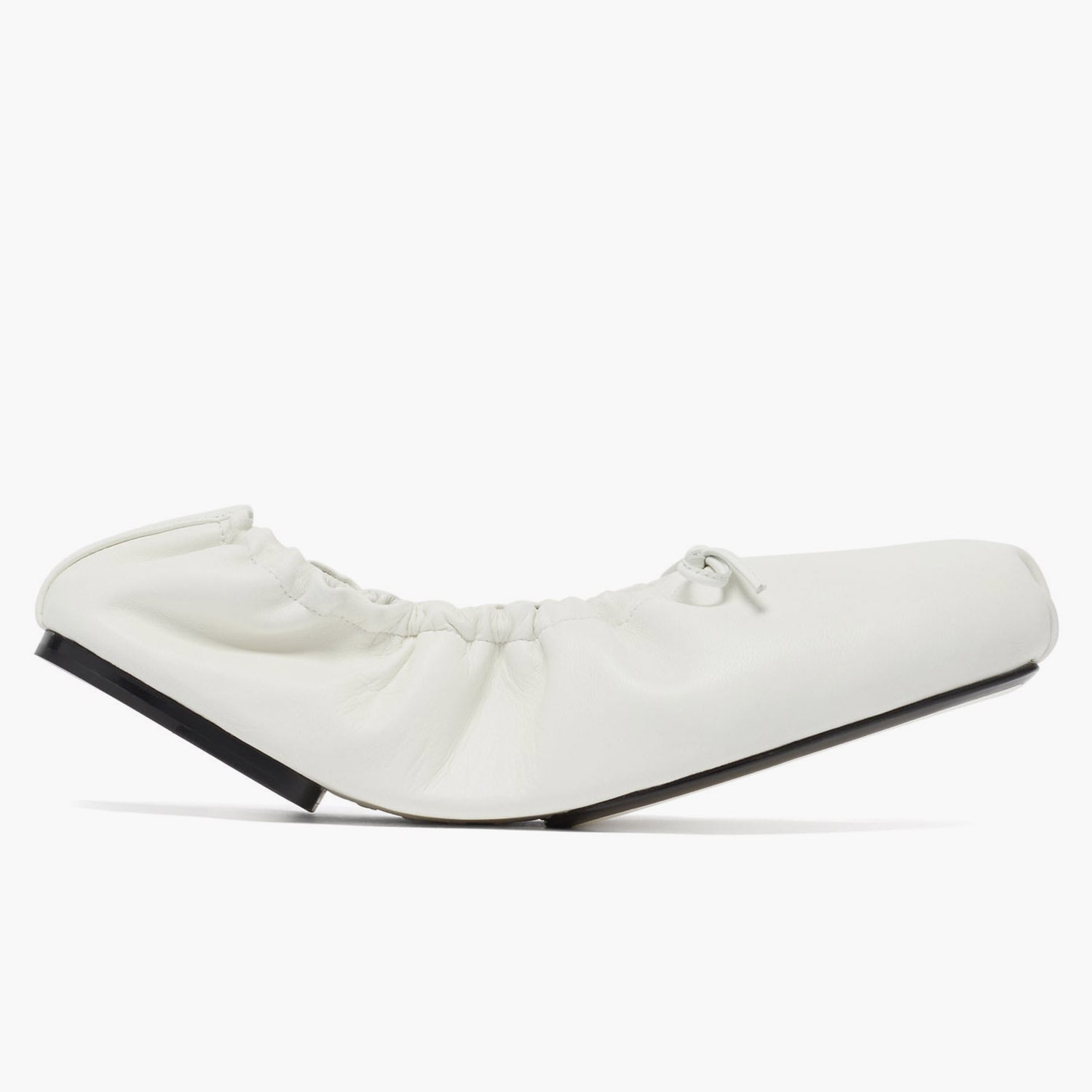 Khaite 34640 рублей matchesfashion.com