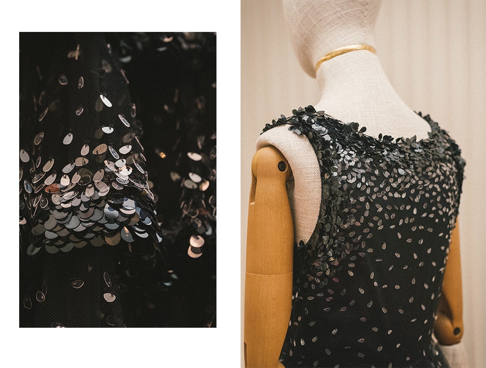 Рассмотрите детали роскошных платьев Valentino созданных специально для России