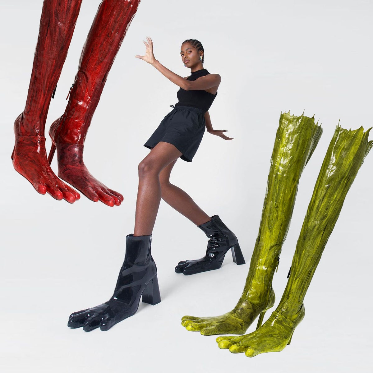 Это не просто ugly shoes &- это очень ugly shoes. И мы от них в восторге