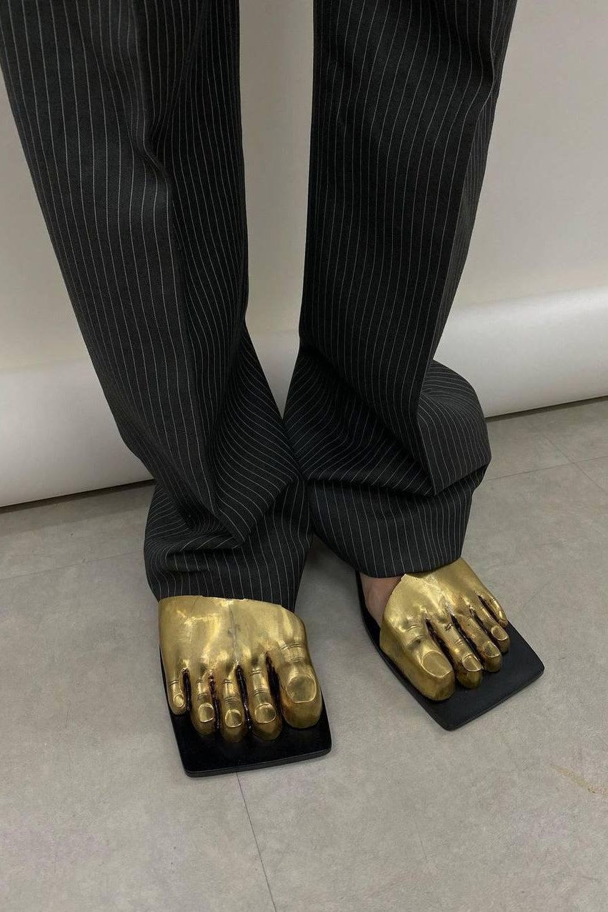 Обувь с пальцами — тренд 2021. Что надо о нем знать и почему дизайнеры  размышляют на тему анатомии | Vogue Russia