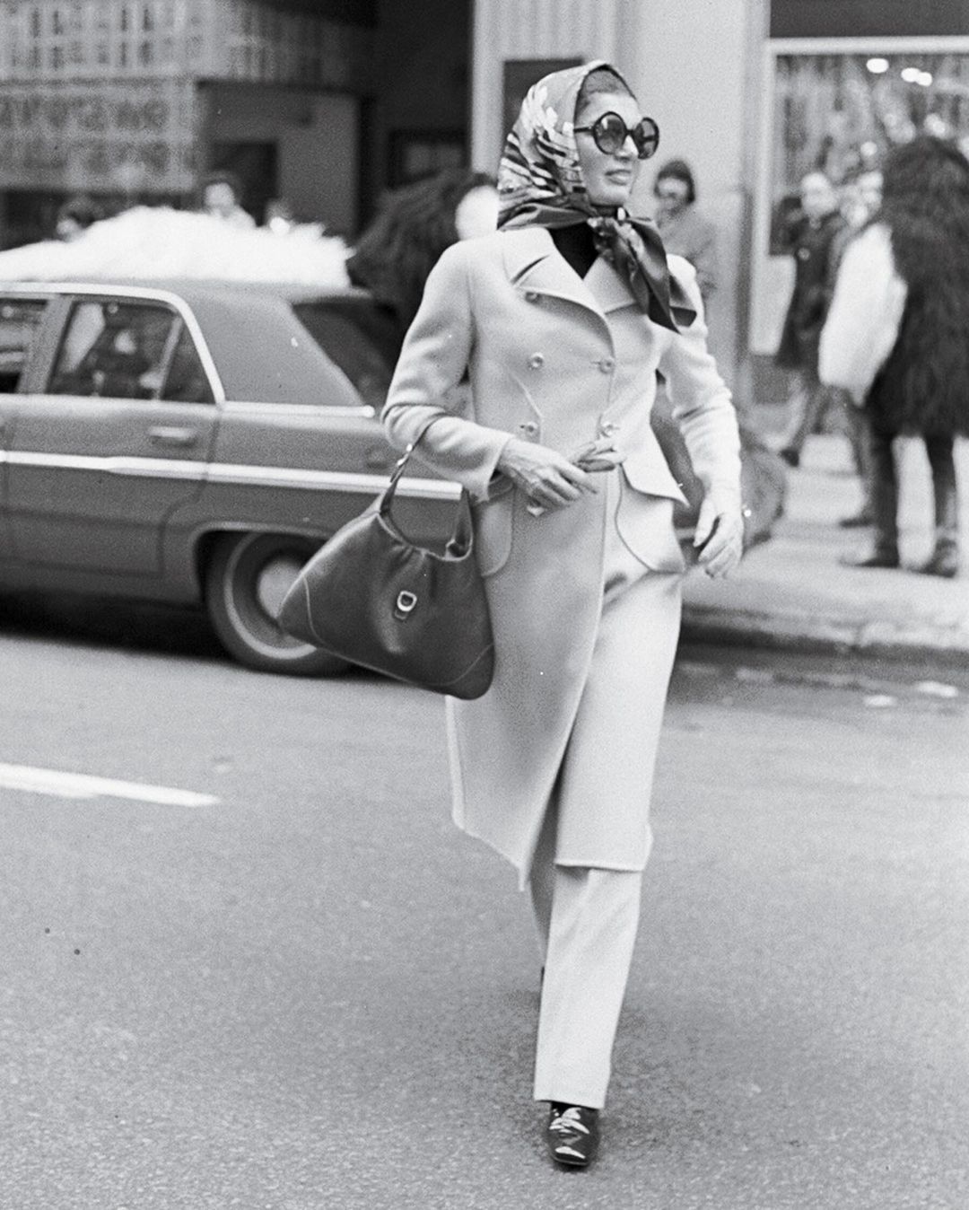 Жаклин Кеннеди с сумкой Jackie 1970