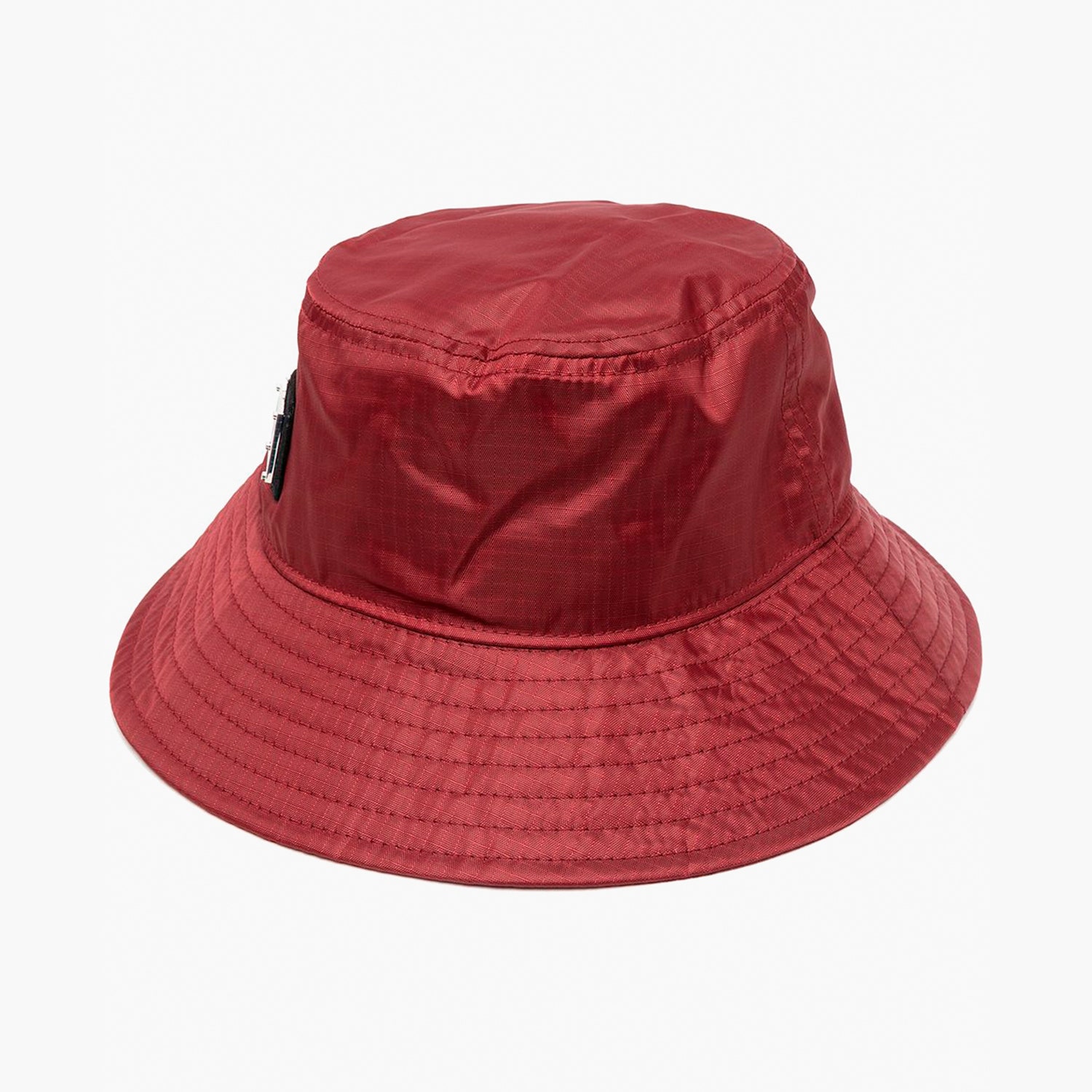 Acne Studios 11777 рублей farfetch.com