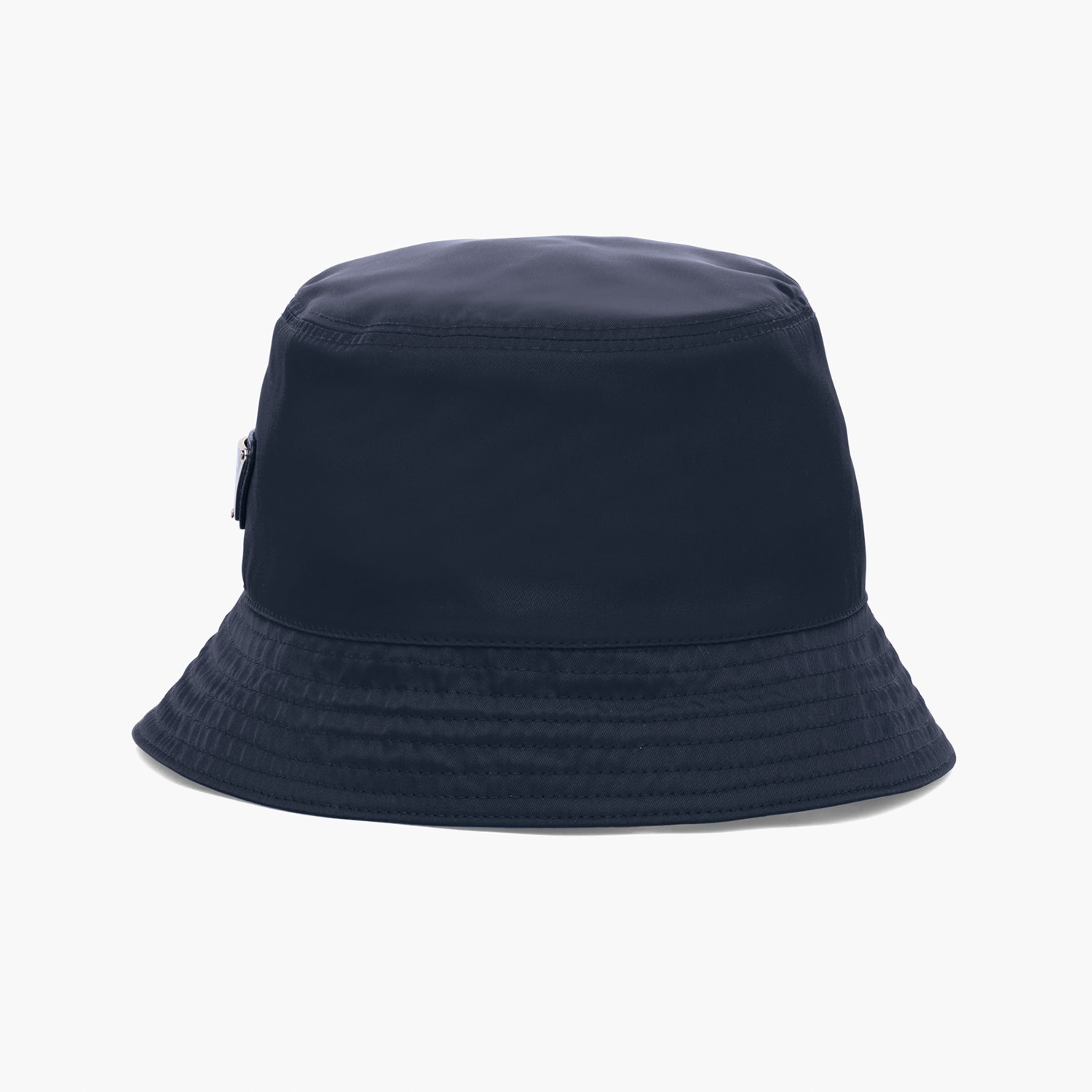 Prada 36000 рублей prada.com