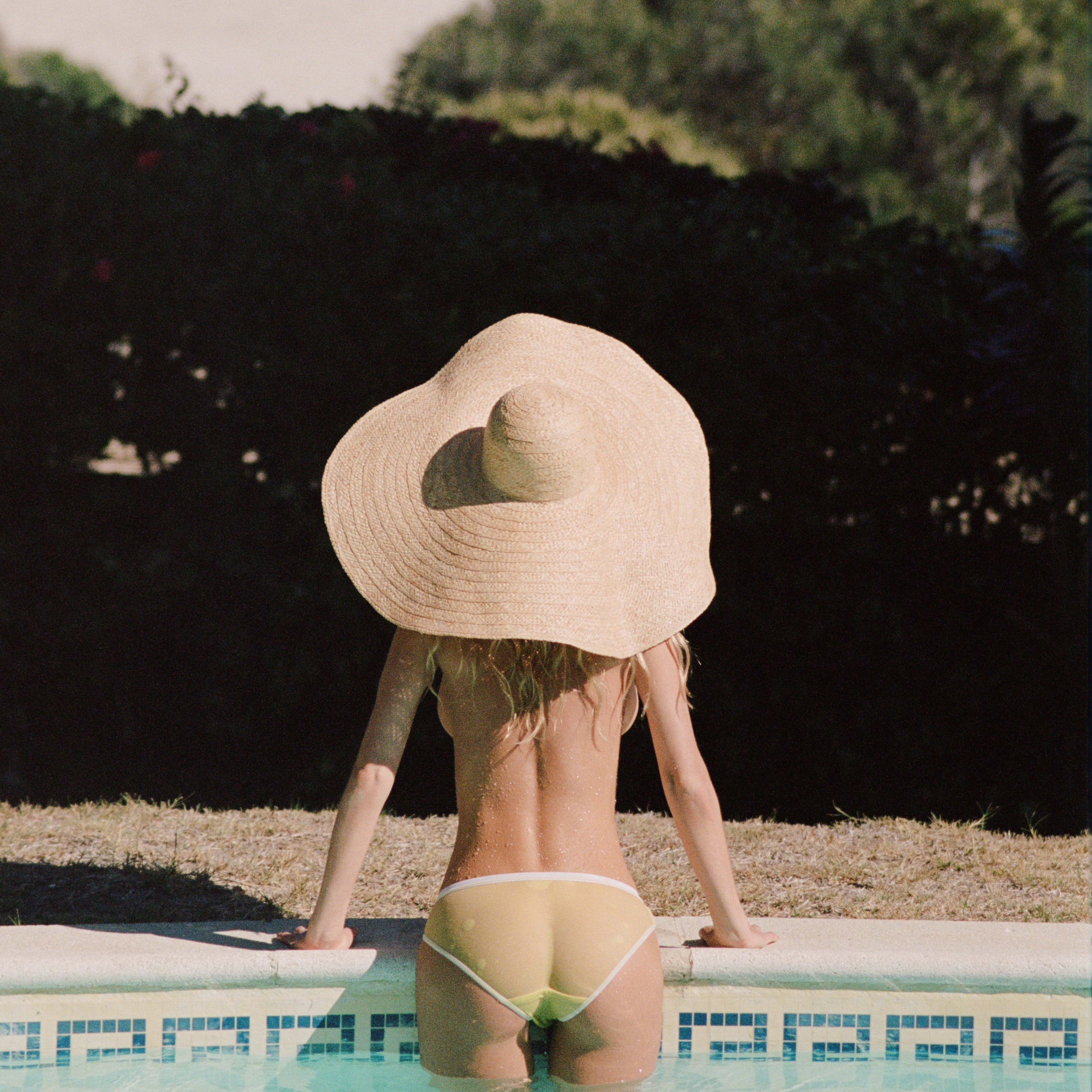 Соломенная шляпа &- самый эффектный и фотогеничный аксессуар отпускного гардероба