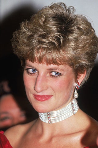 Принцесса Диана в жемчужном 11уровневом чокере 1991