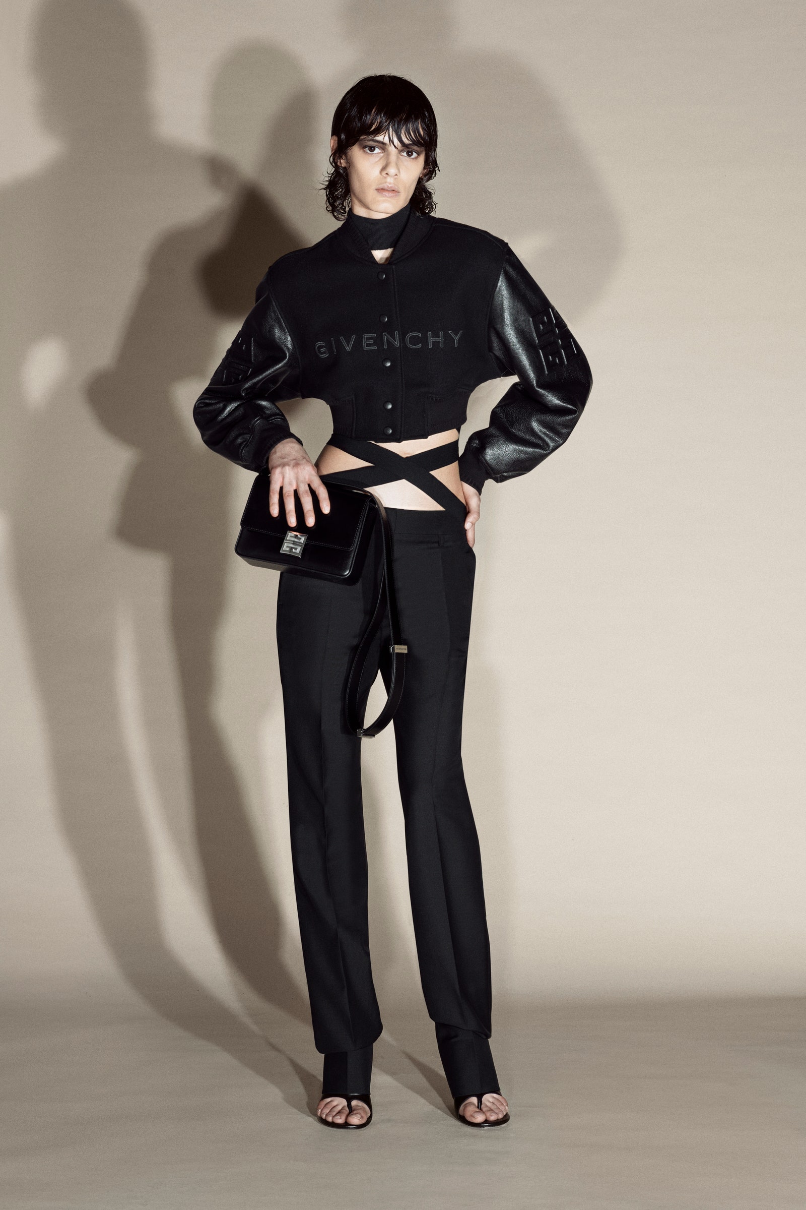 Givenchy 4G Мэтью Уильямс представил новую сумку для бренда. Что надо о ней знать