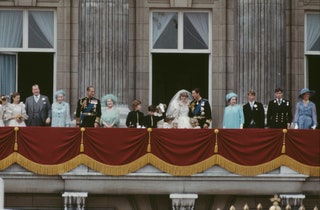 La famille royale au balcon du Palais de Buckingham pour le mariage du Prince Charles et de Lady Diana le 29 juillet 1981