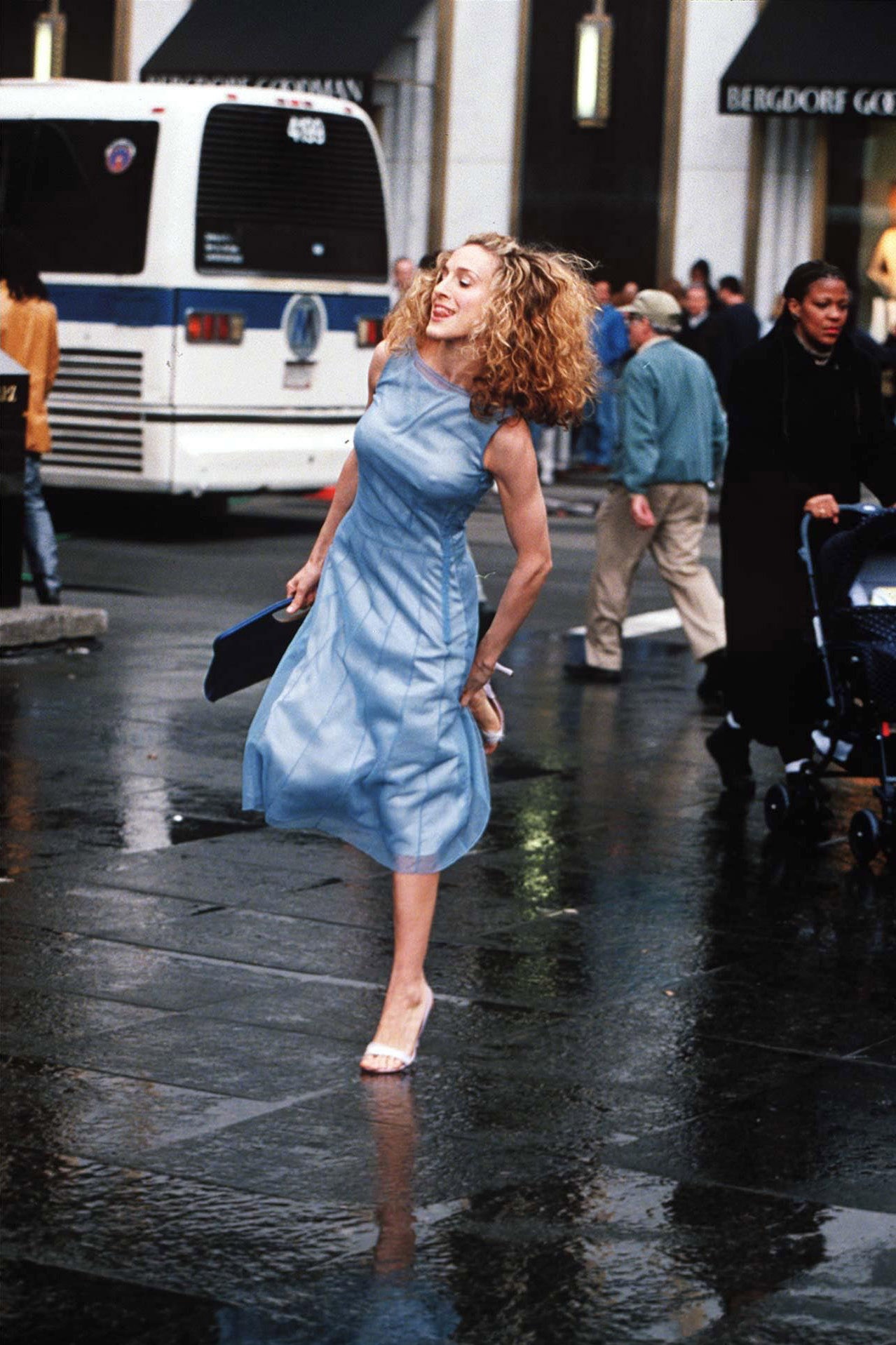 Mandatory Credit Photo by Shutterstock SARAH JESSICA PARKERFILMING  OF 'SEX IN THE CITY' NEW YORK AMERICA  1998