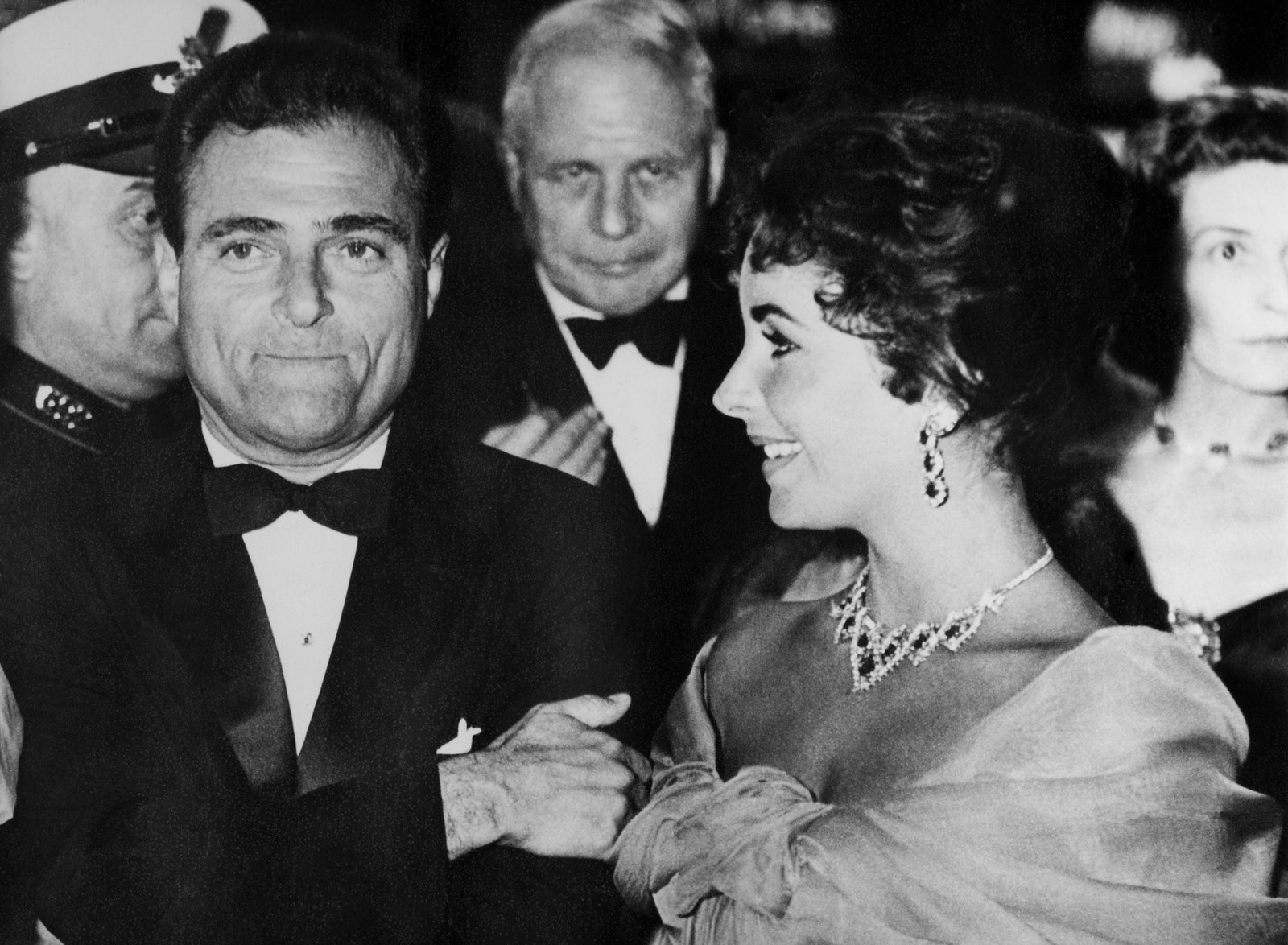 С мужем Майком Тоддом 1958