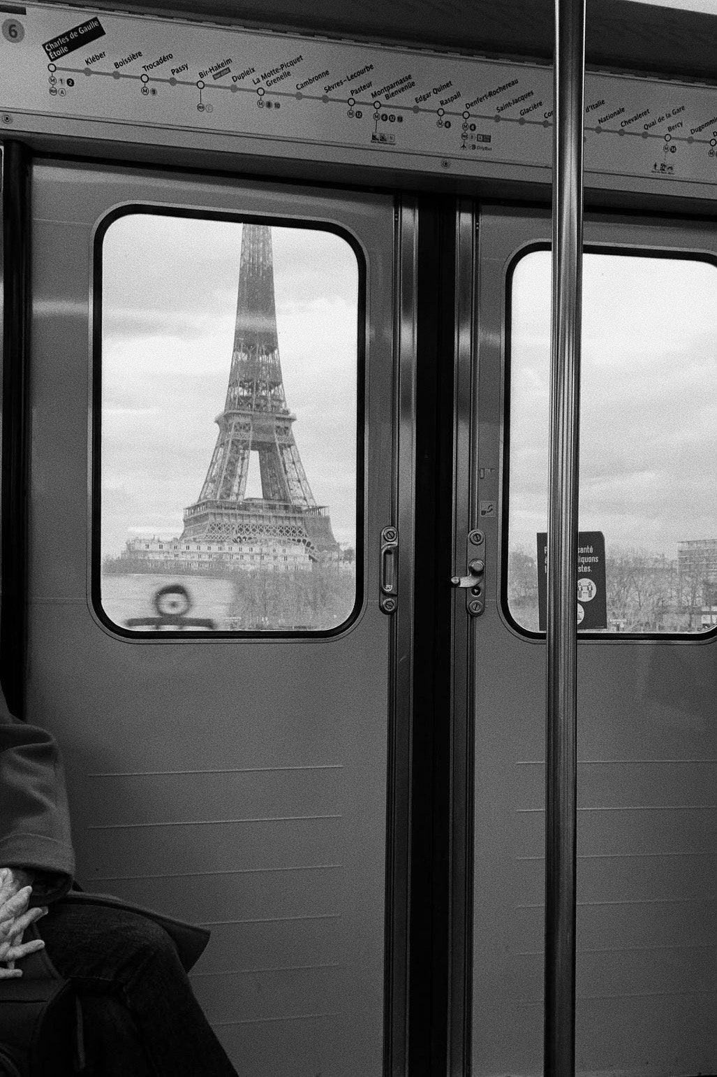 Париж 8 фильмов и сериалов про город любви