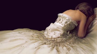История кутюрного платья Chanel с постера фильма «Спенсер Тайна принцессы Дианы»