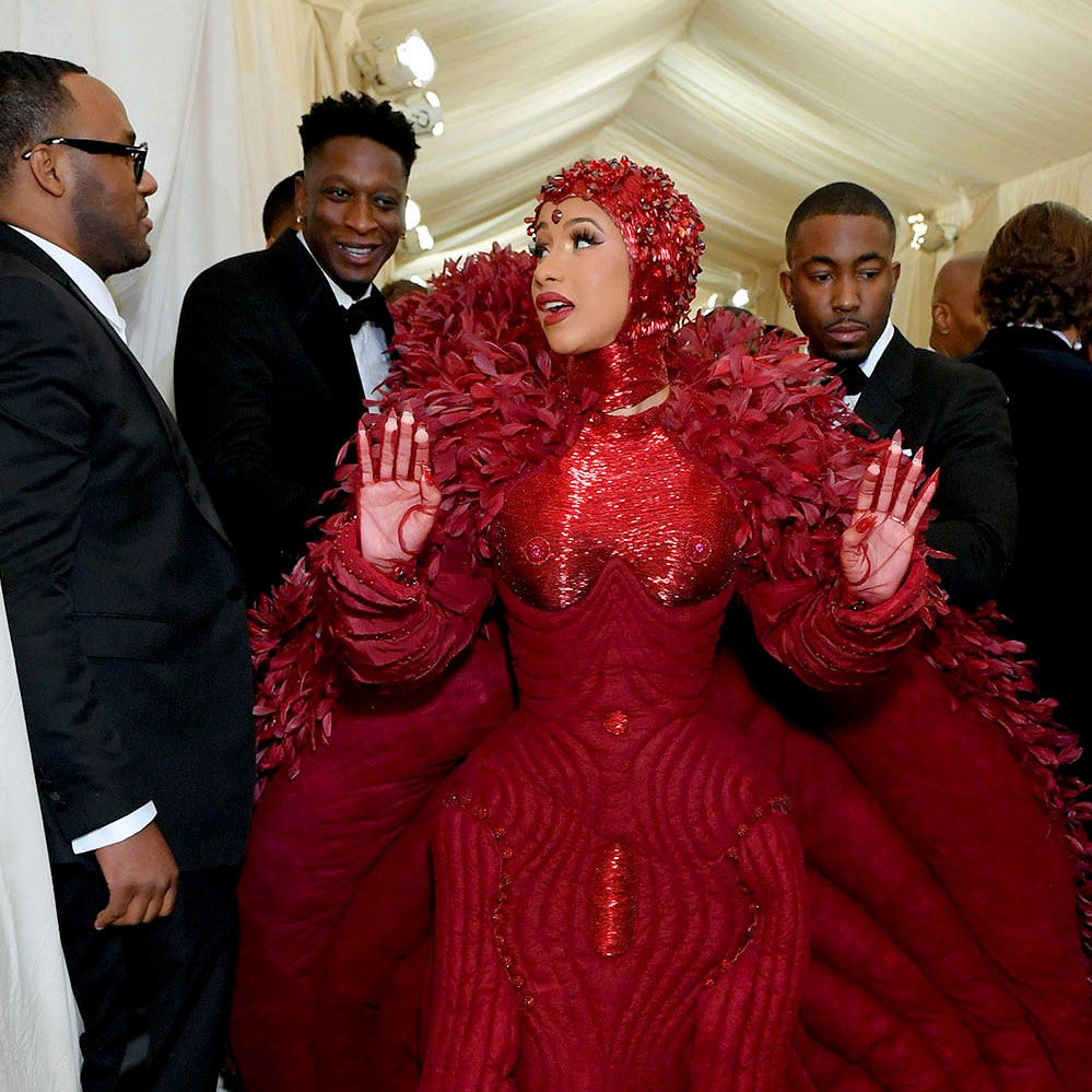 Пропустили Met Gala? Посмотреть запись прямой трансляции можно здесь