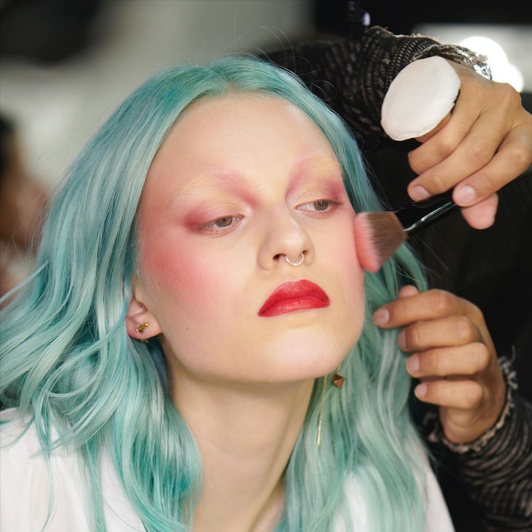 Valentino Beauty наконец в России! Первый обзор коллекции от международного визажиста марки и редактора красоты Vogue