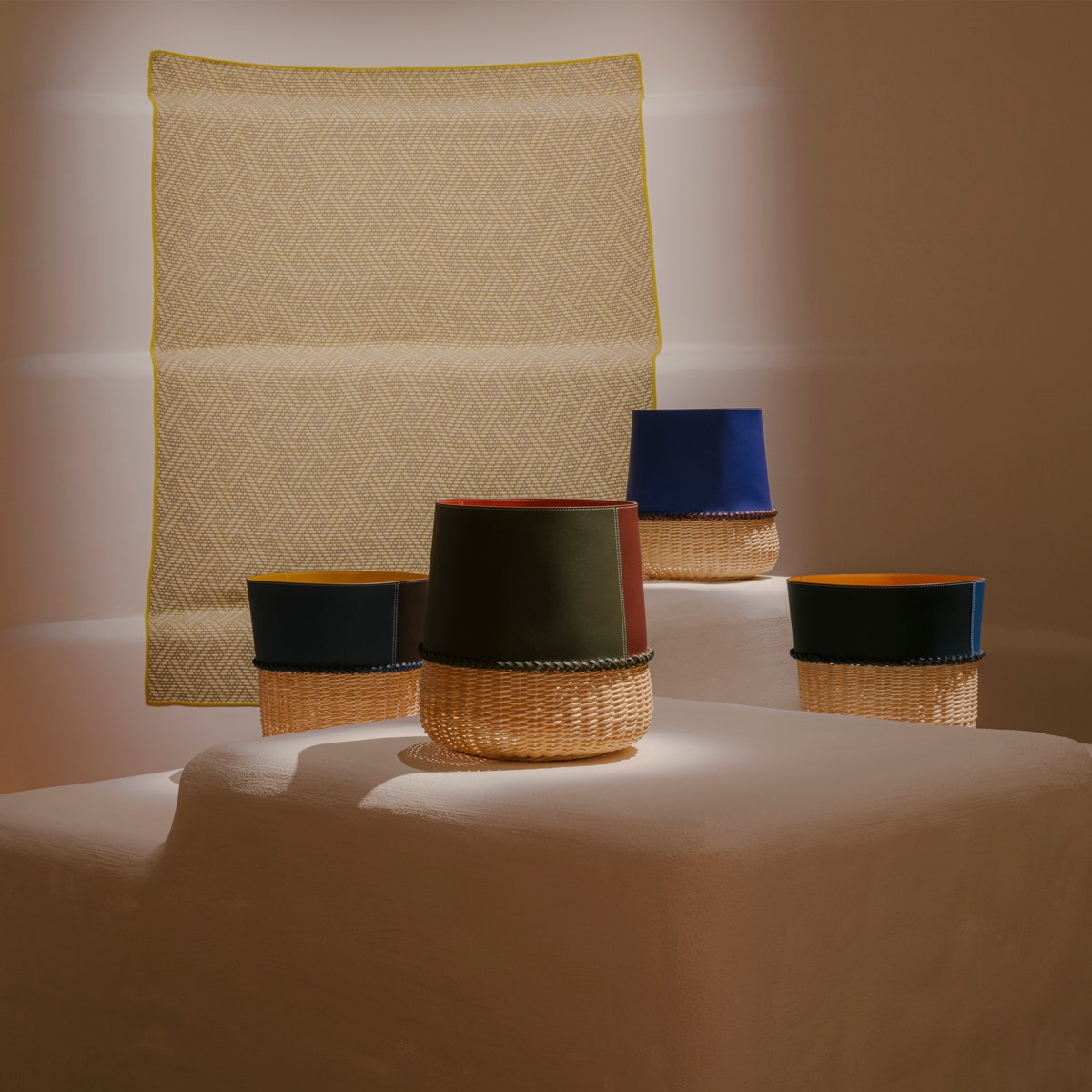 Взгляните на новую коллекцию мебели и декора для дома Hermès