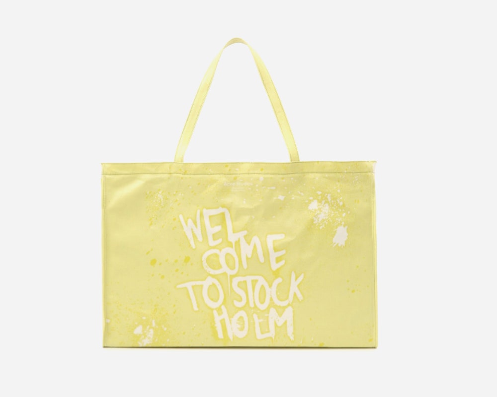 Acne Studios 28700 рублей tsum.ru