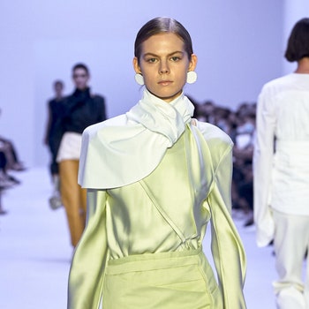 Пес Лотты Волковой Димитрий — самый модный гость Недели моды в Милане весналето 2022