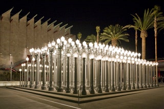 В 2011 году музей LACMA провел свой первый Art  Film Gala. Каждый год на приеме чествуют работы режиссеров и художников...