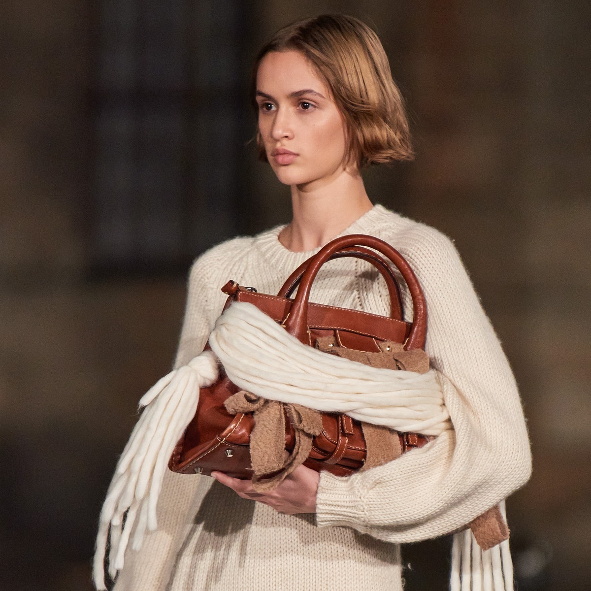 Вещь дня: архивная сумка Chloé Edith, как у самой Габриэлы Херст