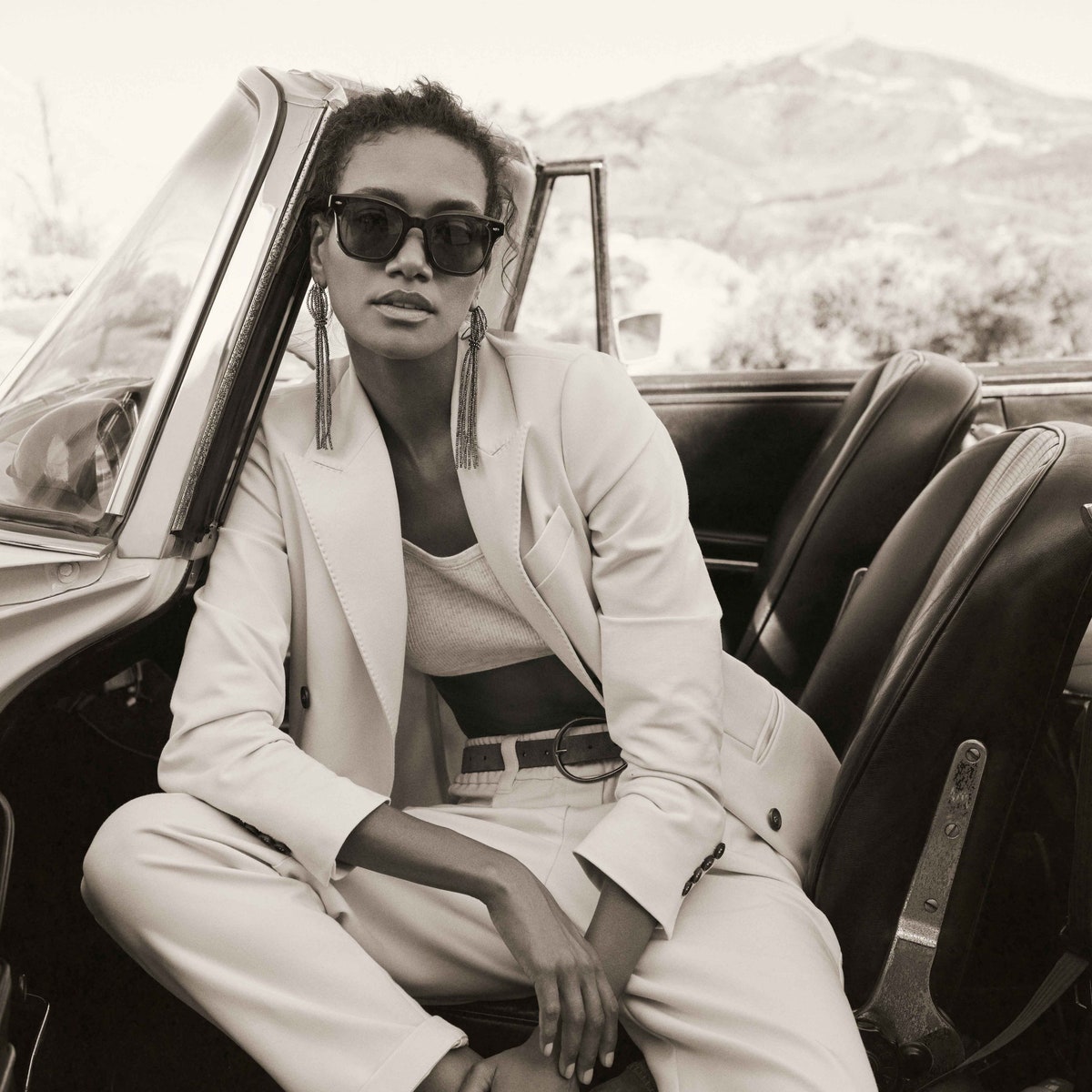 Brunello Cucinelli выпустили первую коллекцию очков вместе с Oliver Peoples