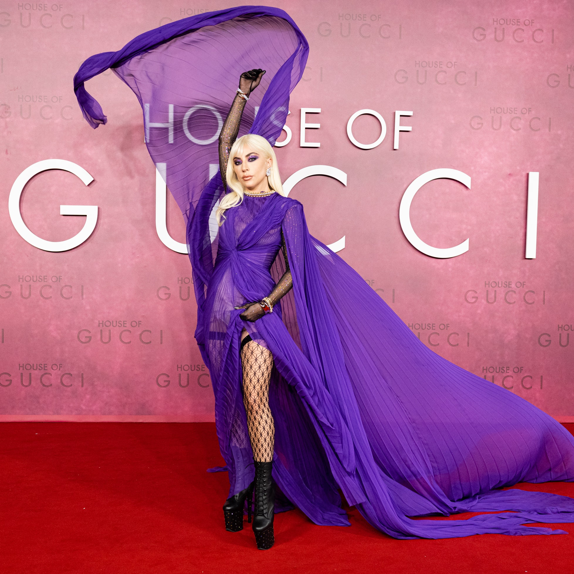 Леди Гага на премьере фильма «Дом Gucci»