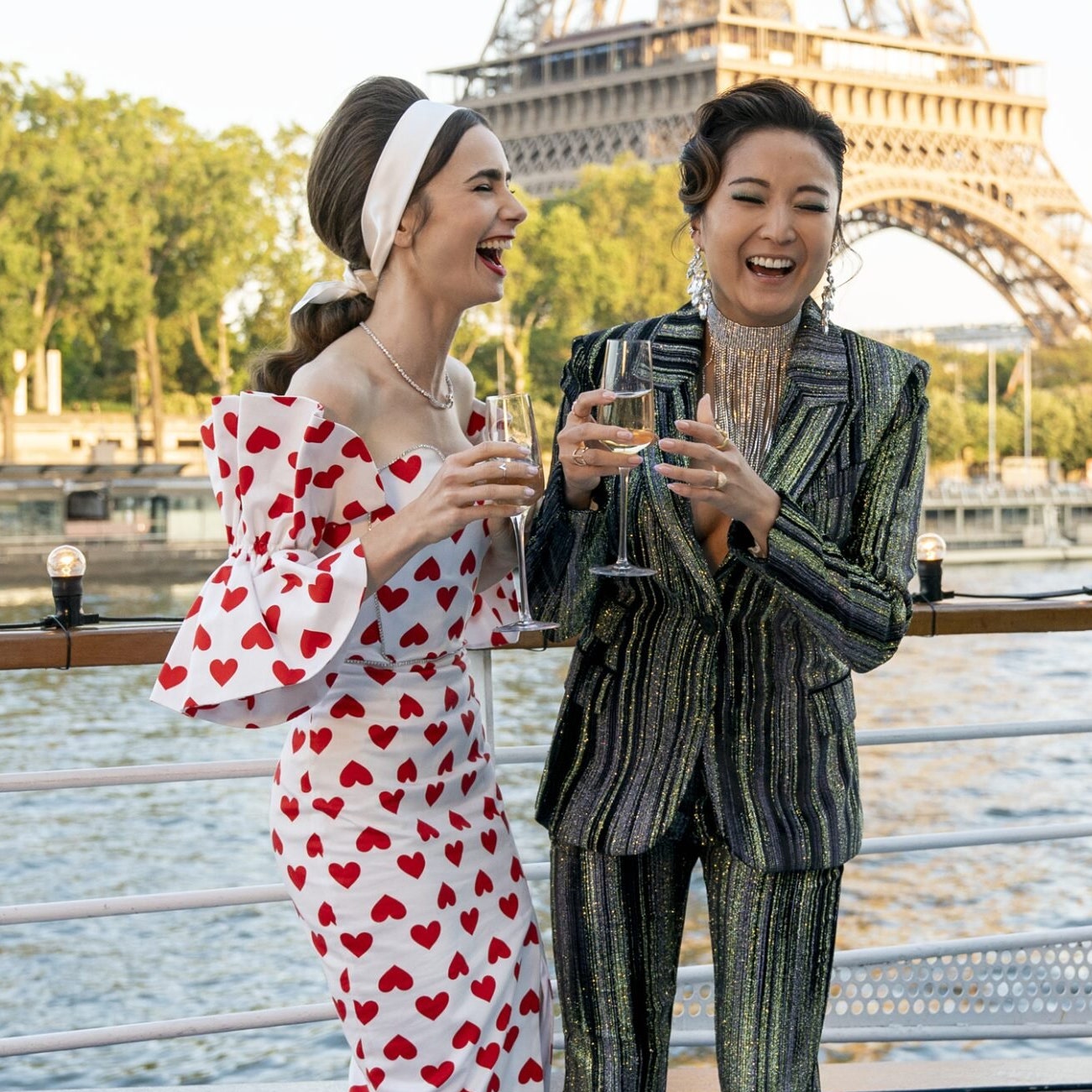 Случилась ли модная революция во втором сезоне «Эмили в Париже»?