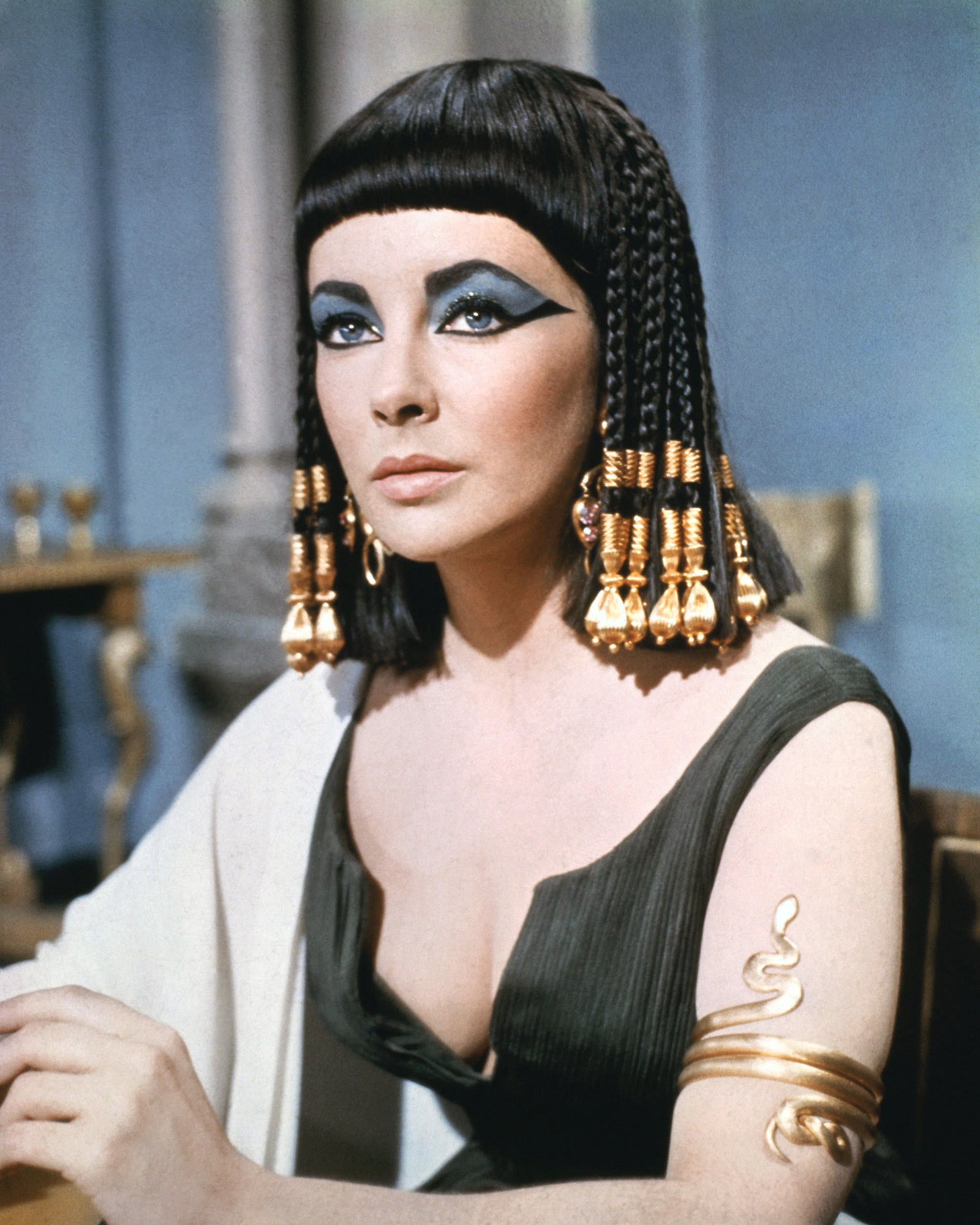 Кадр из фильма «Клеопатра» с Элизабет Тейлор в главной роли 1963