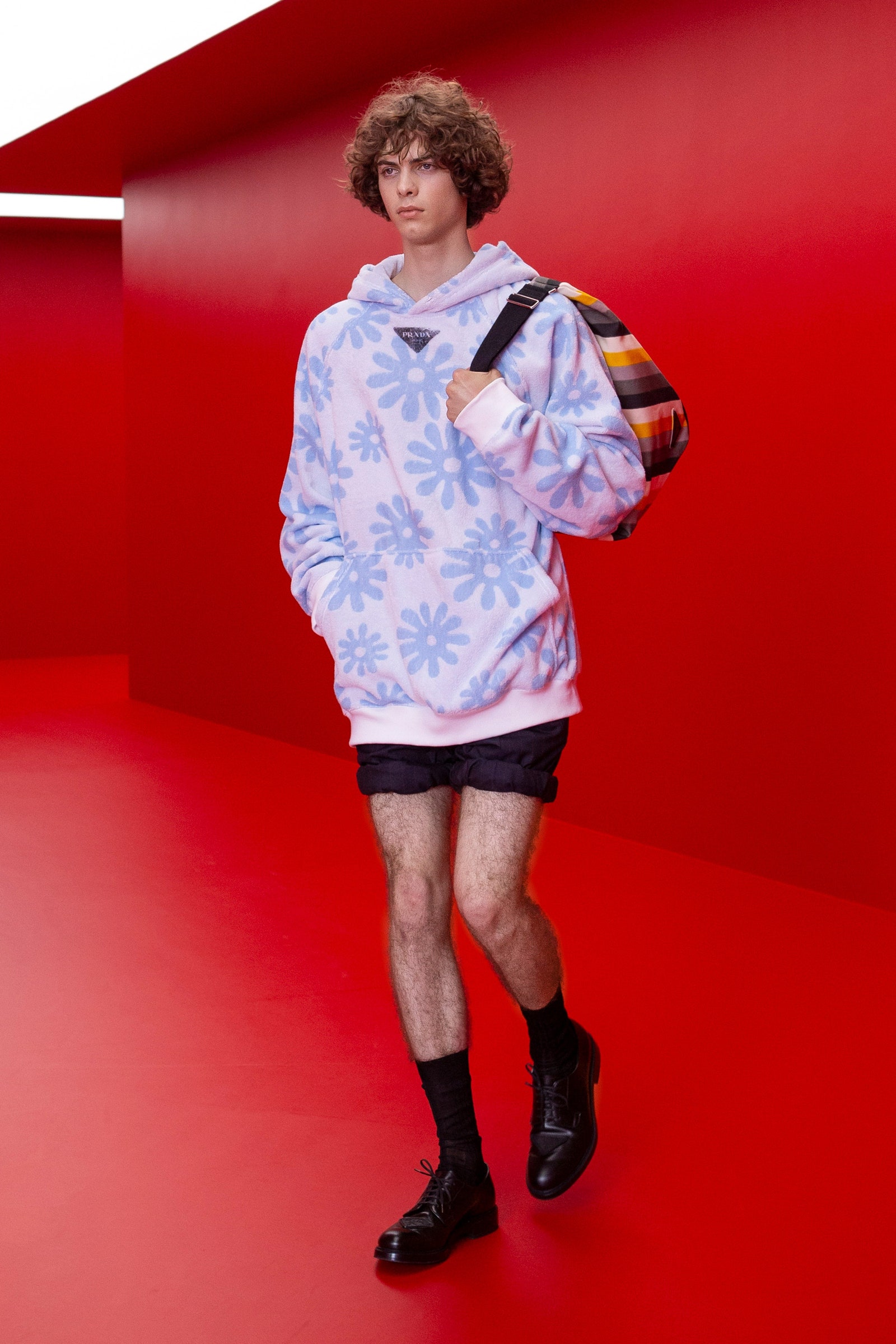 Prada Menswear весналето 2022